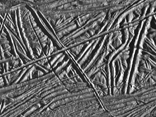 Crosscutting Relationships of Surface Features on Europa 