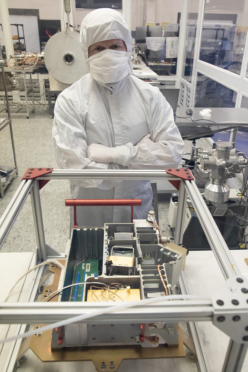 Dr. Kurt Retherford, Europa Ultraviolet Spectrograph (Europa-UVS) instrument Principal Investigator, took the top off the instrument in the Southwest Research Institute (SwRI)’s clean room facilities to reveal Europa-UVS optics, detector and detector electronics installed and aligned, with numerous cables and mechanisms also in place. 