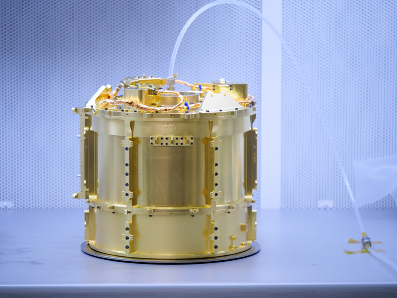 An image showing that dry nitrogen gas is continually pumped through the SUrface Dust Analyzer (SUDA) instrument during assembly and testing to ensure it remains clean and free of contaminants.
