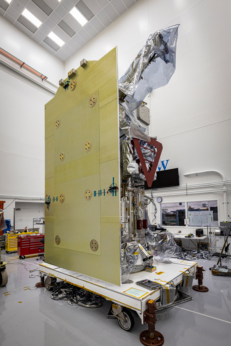 Imaging showing the Europa Clipper Solar Array Mechanical Simulator